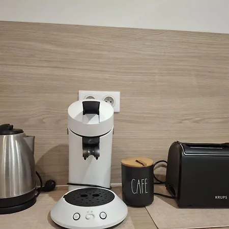 3 Pieces A Juan-les-pins